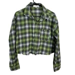 No Comment NYLA Green Plaid Cropped Flannel Button Up Shirt Fringe Hem Size M